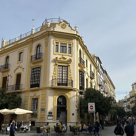 Lujoso Apartamento A Los Pies De La Catedral Sevilha Exterior foto