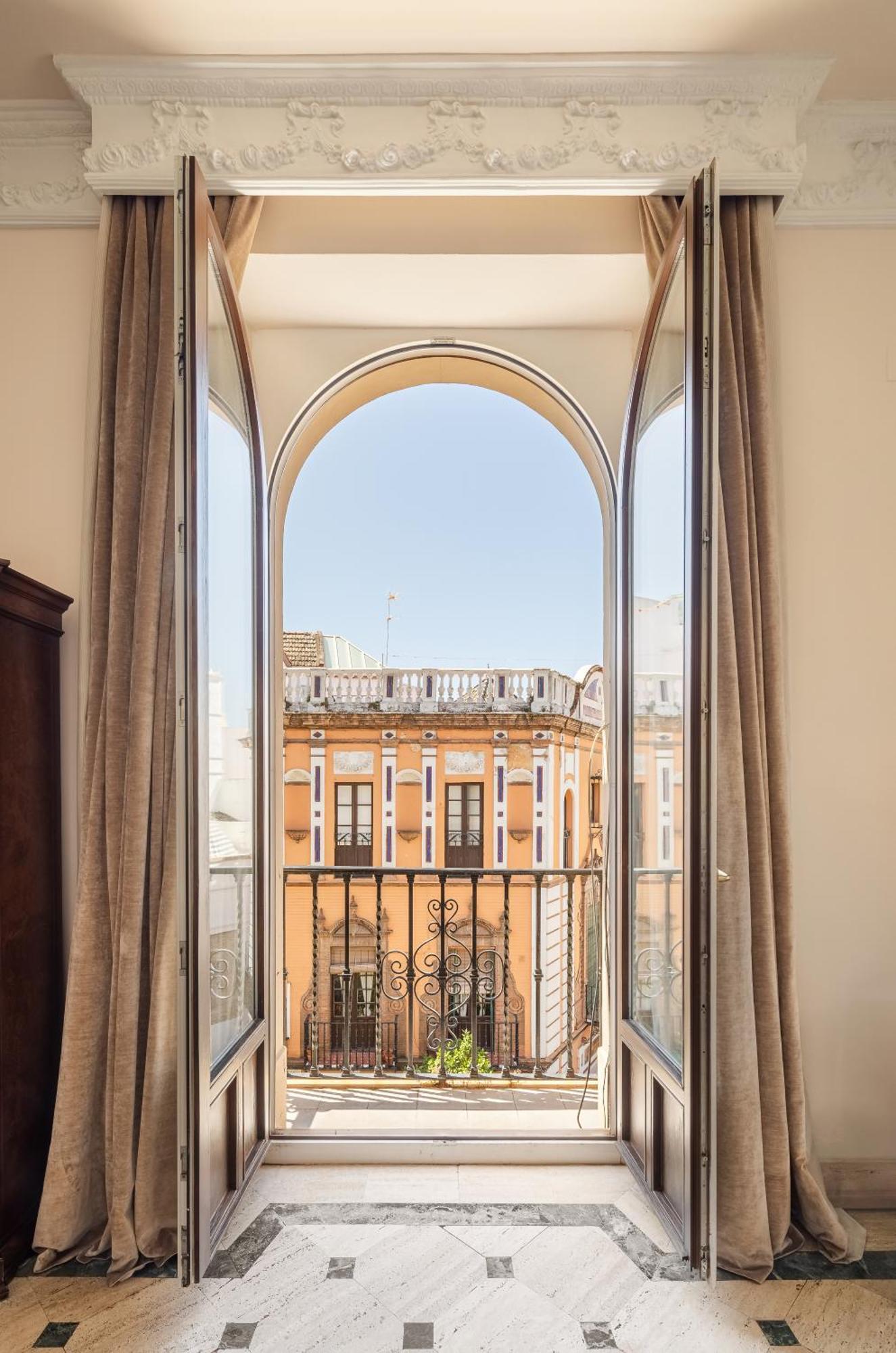 Lujoso Apartamento A Los Pies De La Catedral Sevilha Exterior foto